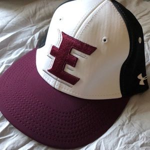 Fitted baseball hat